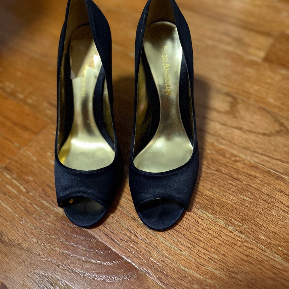 Black heels